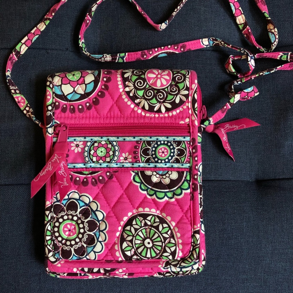 Vera Bradley Cupcakes Pink Mini Hipster